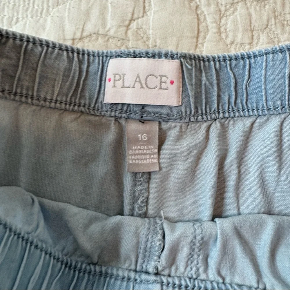 The Children’s Place shorts size 16